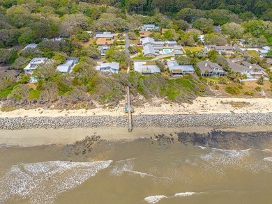 Experience the ultimate in coastal iving with this exceptional - photo 5