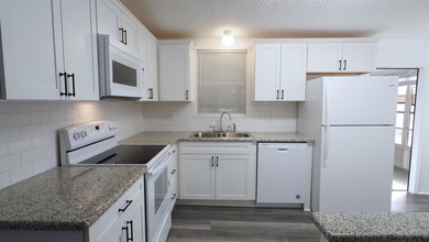 CO-OP OWNED - NO LAND LEASE! Welcome to 344 Seahorse Terrace, a - photo 3
