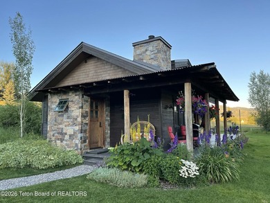 Nestled on 3.11 beautifully landscaped acres in the coveted Polo - photo 4