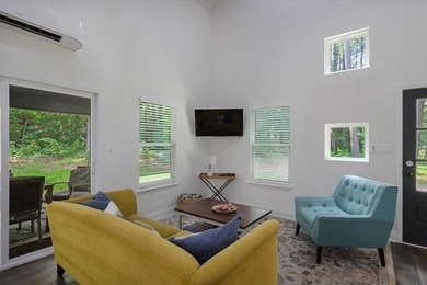 GREAT WEEKEND CABIN LOCATED JUST MINUTES FROM LONGVIEW ON LONE - photo 6