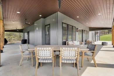 PRICE DROP!! Come take advantage of this Gorgeous, Luxury Home - photo 3