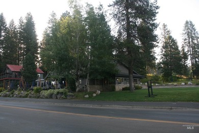 **Prime Commercial Property with Lake & Mountain Views** A - photo 10