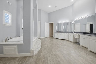 Exceptional Solomon Estates home (2013) - 4 BR, 4 full & 2 half - photo 20