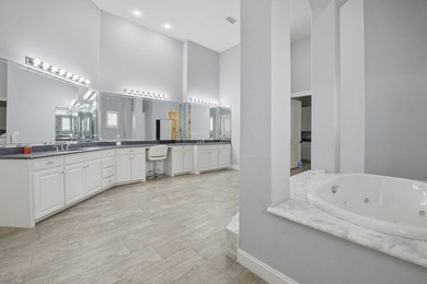 Exceptional Solomon Estates home (2013) - 4 BR, 4 full & 2 half - photo 22