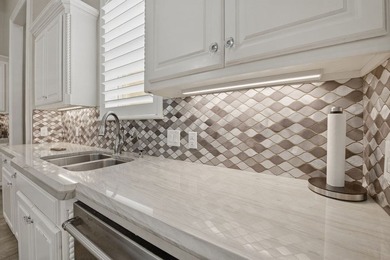 Exceptional Solomon Estates home (2013) - 4 BR, 4 full & 2 half - photo 35