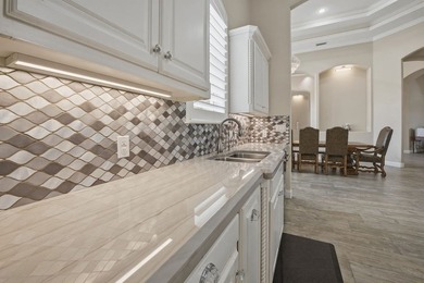 Exceptional Solomon Estates home (2013) - 4 BR, 4 full & 2 half - photo 36
