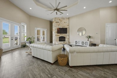 Exceptional Solomon Estates home (2013) - 4 BR, 4 full & 2 half - photo 45
