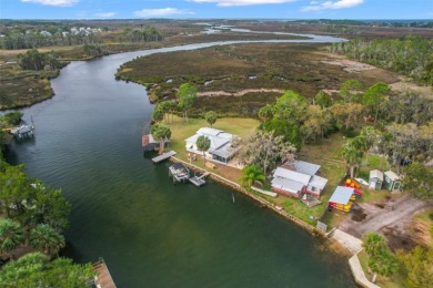 Weeki Wachee River Home For Sale in Weeki Wachee Florida