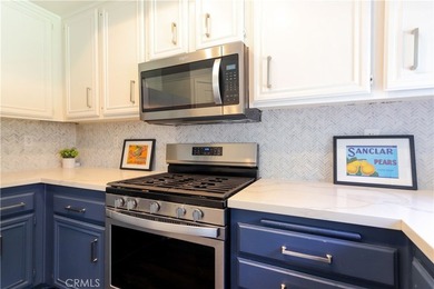 Welcome to the rarely available Plan 3 - the largest floor plan - photo 8