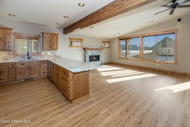 Priest Lake Condo For Sale in Nordman Idaho