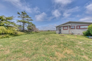Rare 11-unit rental property on a large lot in a convenient - photo 11