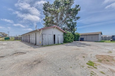 Rare 11-unit rental property on a large lot in a convenient - photo 13