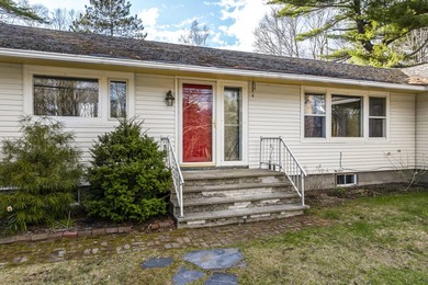 This Boothbay home is conveniently located near Boothbay Harbor - photo 7