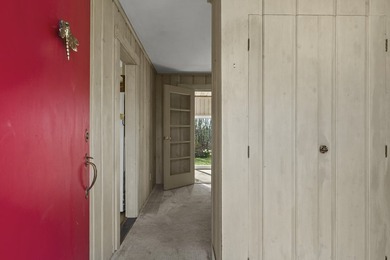 This Boothbay home is conveniently located near Boothbay Harbor - photo 8