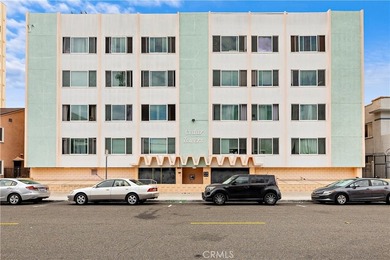 Experience the best of coastal urban living in this beautifully - photo 21