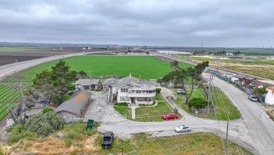 Rare 11-unit rental property on a large lot in a convenient - photo 22