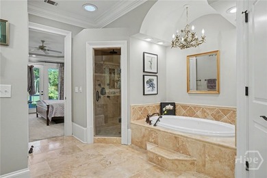 Centrally located in desirable Oakridge, this meticulously - photo 24