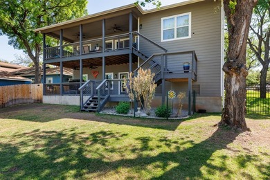 Welcome to this stunning, recently remodeled, waterfront retreat - photo 24