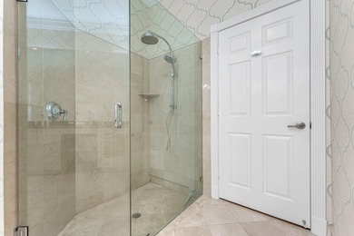 Welcome to this beautifully updated 4-bedroom plus den residence - photo 25