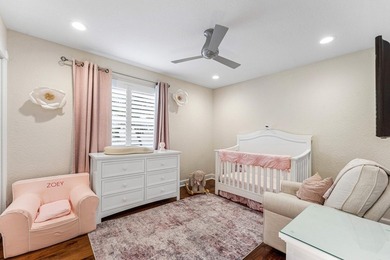 Welcome to this beautifully updated 4-bedroom plus den residence - photo 28