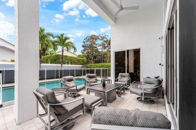 Welcome to this beautifully updated 4-bedroom plus den residence - photo 33