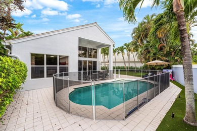 Welcome to this beautifully updated 4-bedroom plus den residence - photo 38