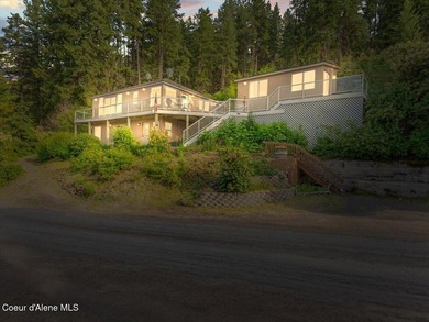 Coeur d Alene Lake Home For Sale in Worley Idaho