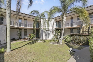 Welcome home to this beautifully updated 2-bedroom, 2-bath, 55+ - photo 3