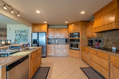 Lakefront home in one of the finest subdivisions in town! - photo 12