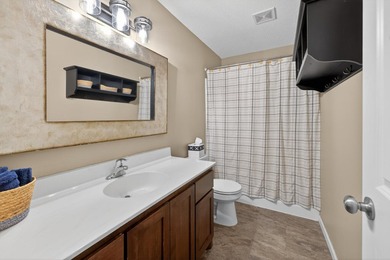 Welcome to your new home! Conveniently located in a neighborhood - photo 12