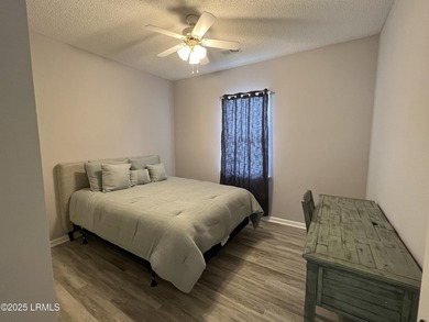Looking for a welcoming place to call home? This delightful - photo 15