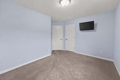 Welcome to your new home! Conveniently located in a neighborhood - photo 16