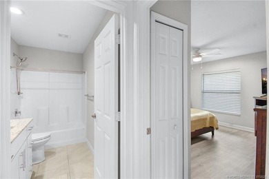 Beautiful furnished CBS 2 Bedroom, 2 Bath, One car garage CBS - photo 17