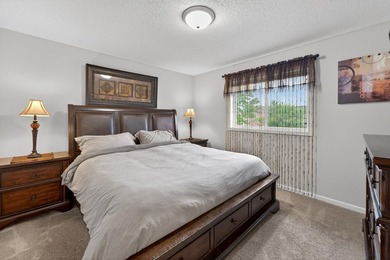 Welcome to your new home! Conveniently located in a neighborhood - photo 17