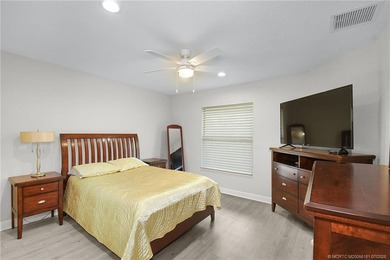 Beautiful furnished CBS 2 Bedroom, 2 Bath, One car garage CBS - photo 19