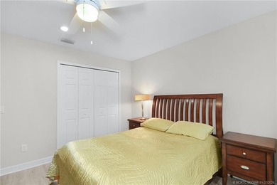 Beautiful furnished CBS 2 Bedroom, 2 Bath, One car garage CBS - photo 20