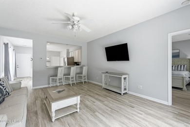 Looking for a welcoming place to call home? This delightful - photo 21