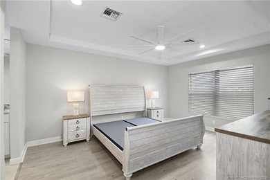 Beautiful furnished CBS 2 Bedroom, 2 Bath, One car garage CBS - photo 21