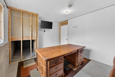 Welcome to your new home! Conveniently located in a neighborhood - photo 22