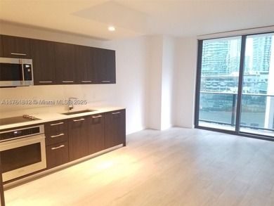 Landmark Architect design Brickell Heights West in the best of - photo 3