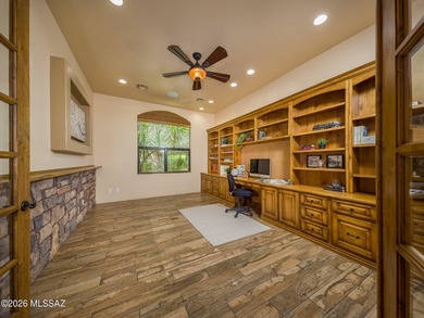 Nestled away on a quiet cul-de-sac with views of The Gallery - photo 31
