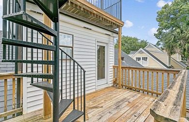 Where timeless Tudor architecture meets one of Pensacola's most - photo 33