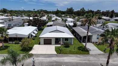 Beautiful furnished CBS 2 Bedroom, 2 Bath, One car garage CBS - photo 34