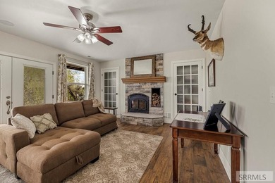 Luxury Waterfront Living with Acreage & Exceptional Custom - photo 36