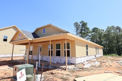 (private lake, pond, coastal) Townhome/Townhouse Active Under Contract in Oxford Mississippi