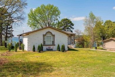 Lakefront home in one of the finest subdivisions in town! - photo 45
