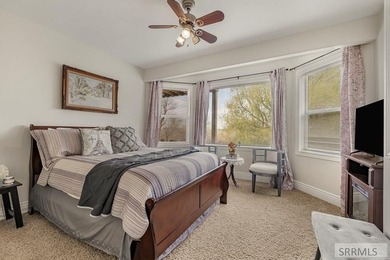 Luxury Waterfront Living with Acreage & Exceptional Custom - photo 45