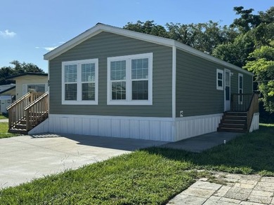 Own your own 2 bed/2 bath home! Make an appointment now to see - photo 3