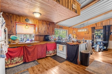 Discover the charm of Steinhatchee living with this unique - photo 11