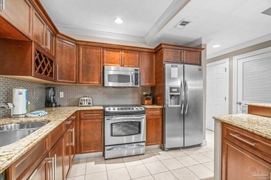 Turn-Key, Fully Furnished 3-Bedroom Residence at Emerald Grande! - photo 11